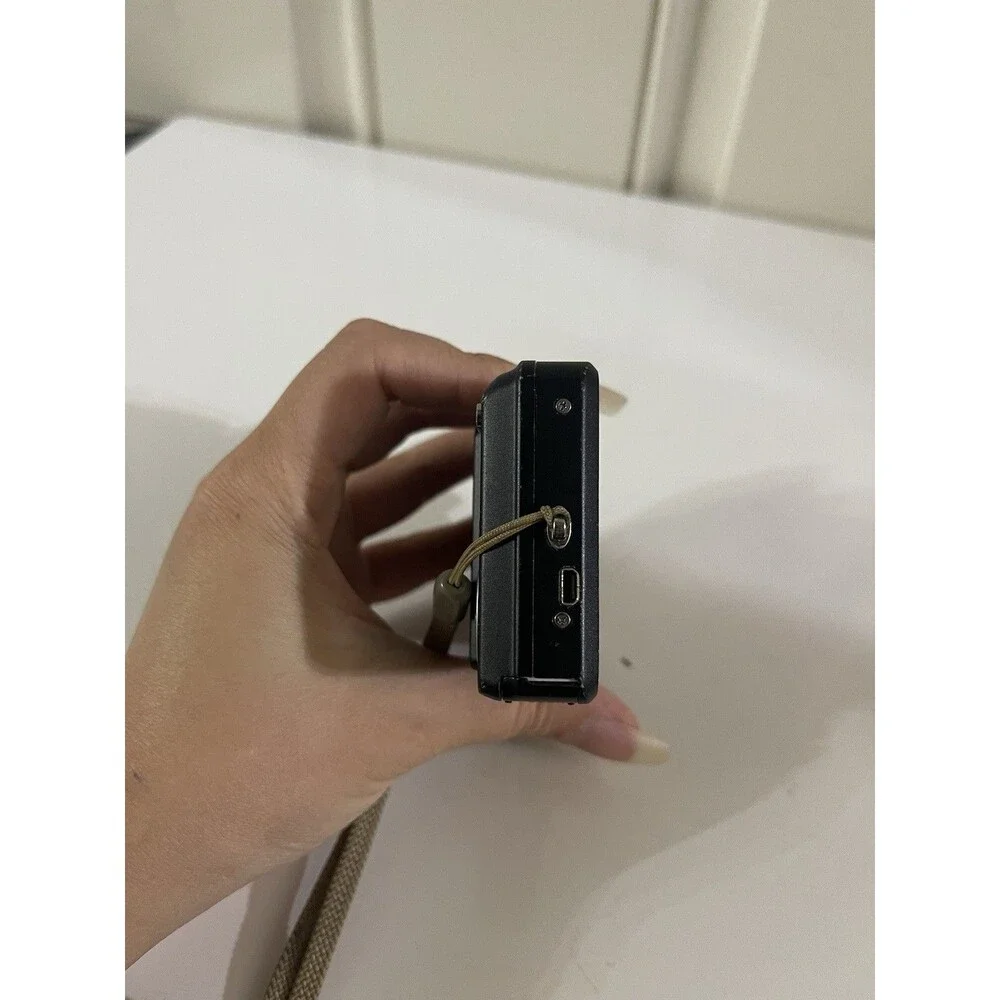 Fujifilm FINEPIX J10 Compact Digital Camera (Parts/Repair)